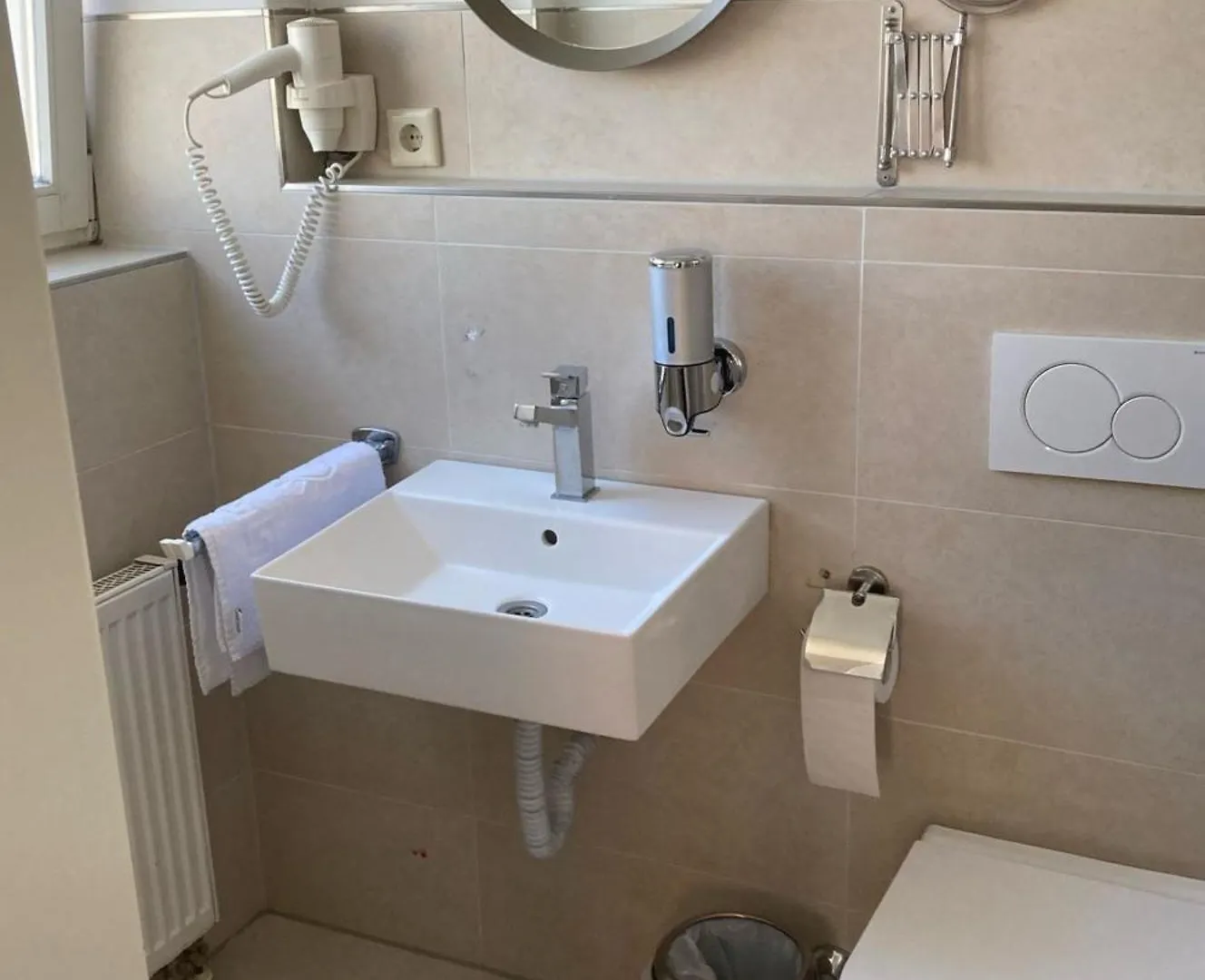 Erde Hotel Erlangen 3*,  Germany
