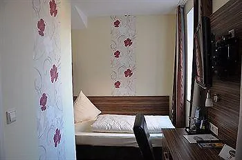 ***  Erde Hotel Erlangen Duitsland