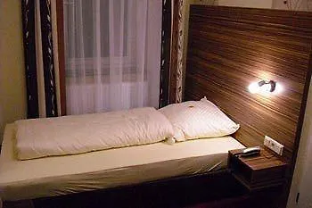 Erde Hotel Erlangen