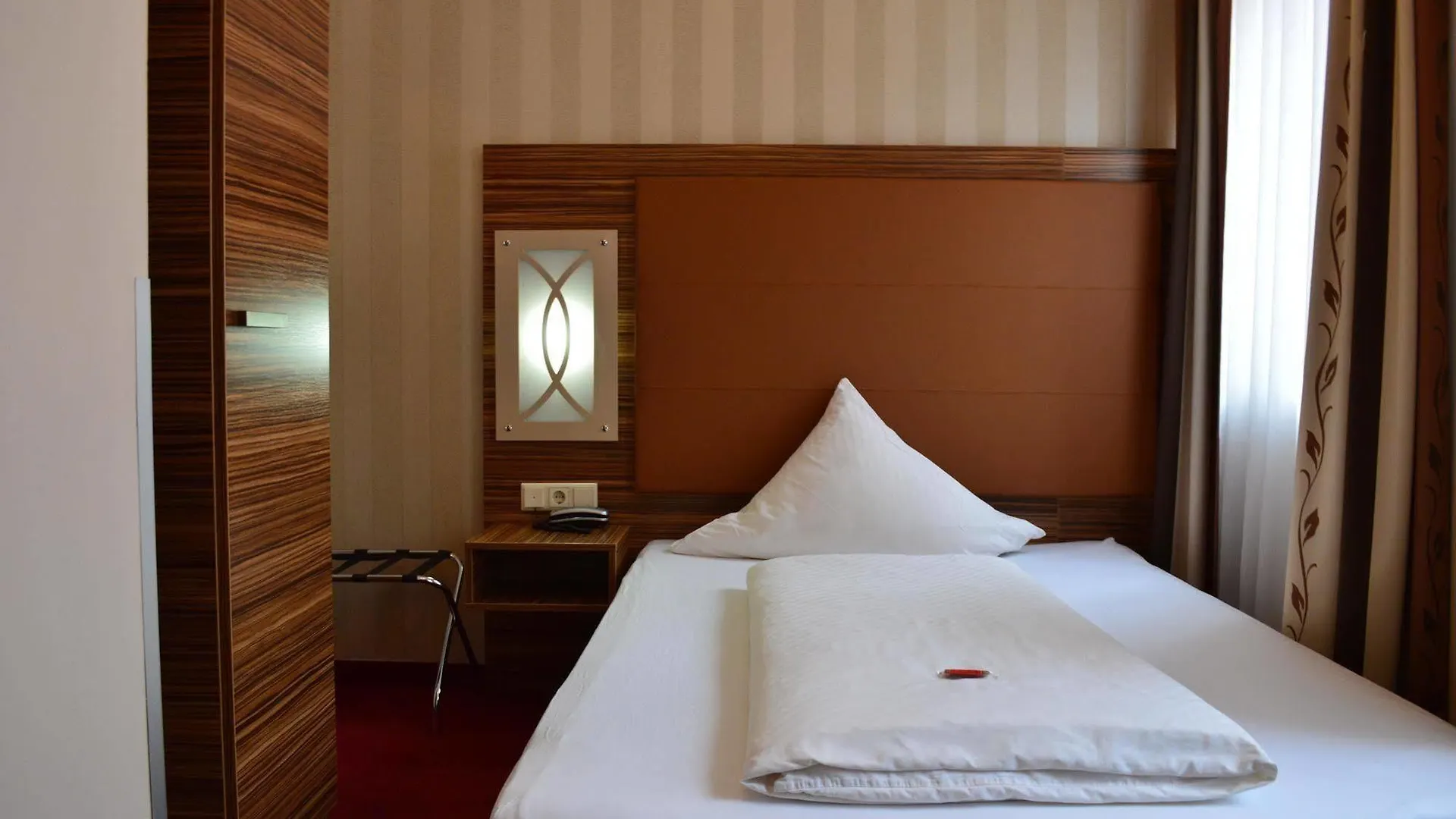 Erde Hotel Erlangen 3*,  Germany