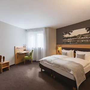 Novum Bruy Отель